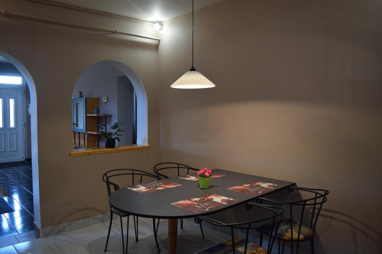 فندق La Mia Casa Vendeghaz Kaposvár المظهر الخارجي الصورة